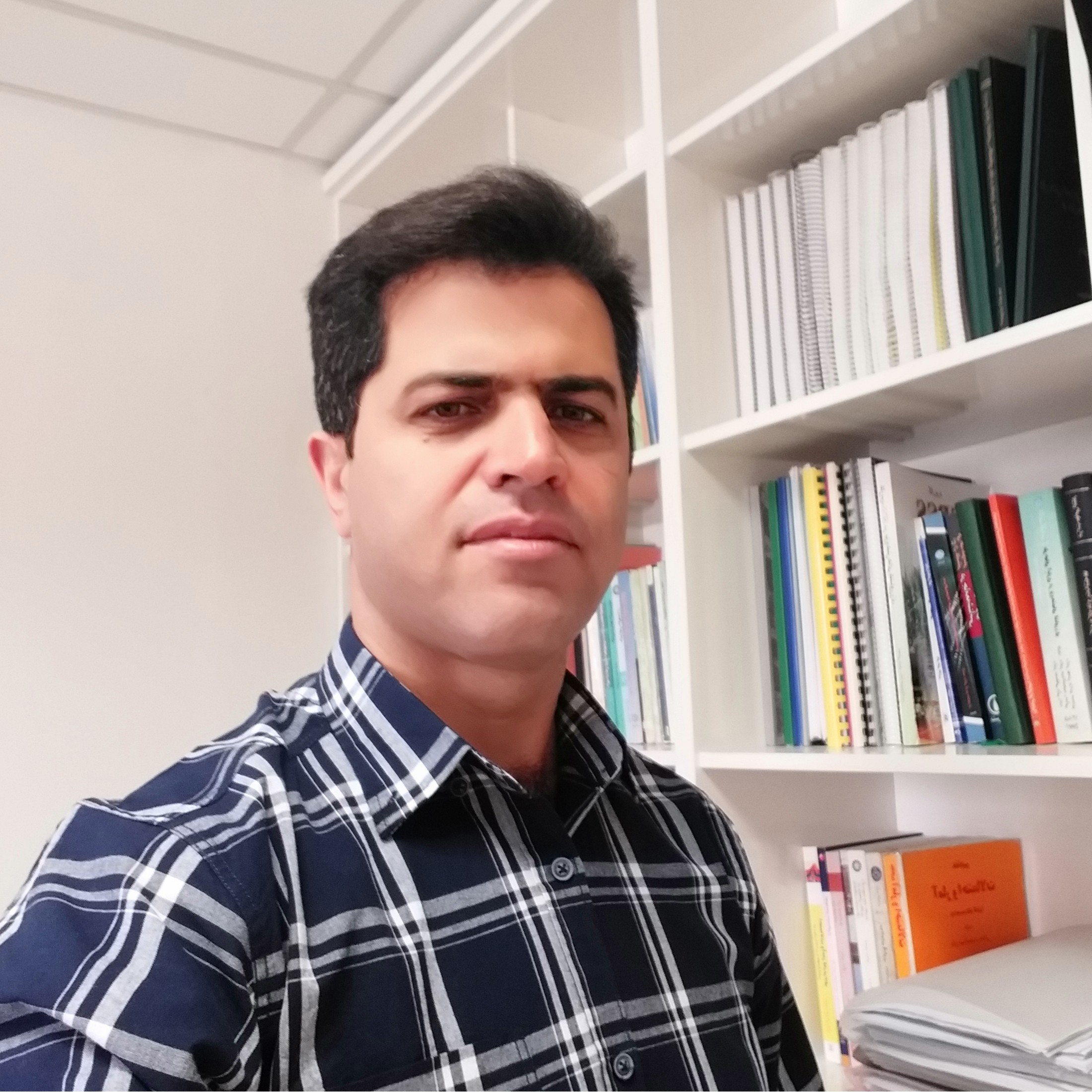 فرزاد اسکندری