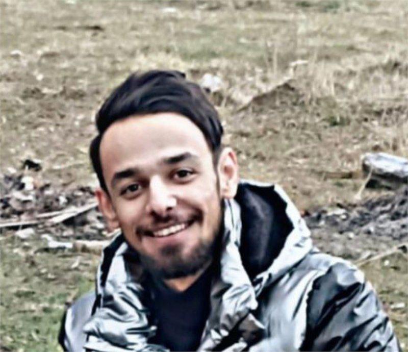 اشکان کریمی