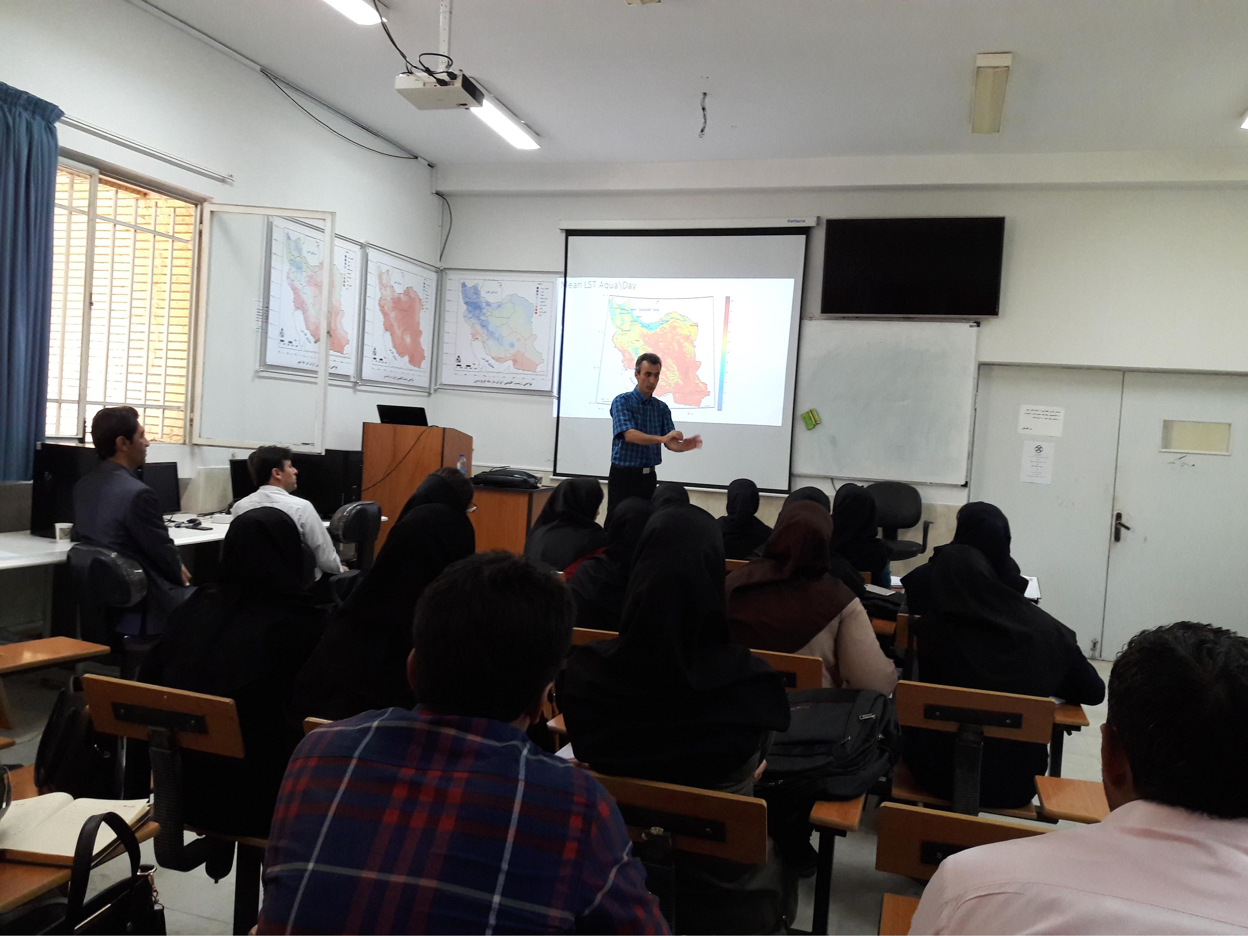 کارگاه کاربرد داده های ماهواره ای در آب و هواشناسی..