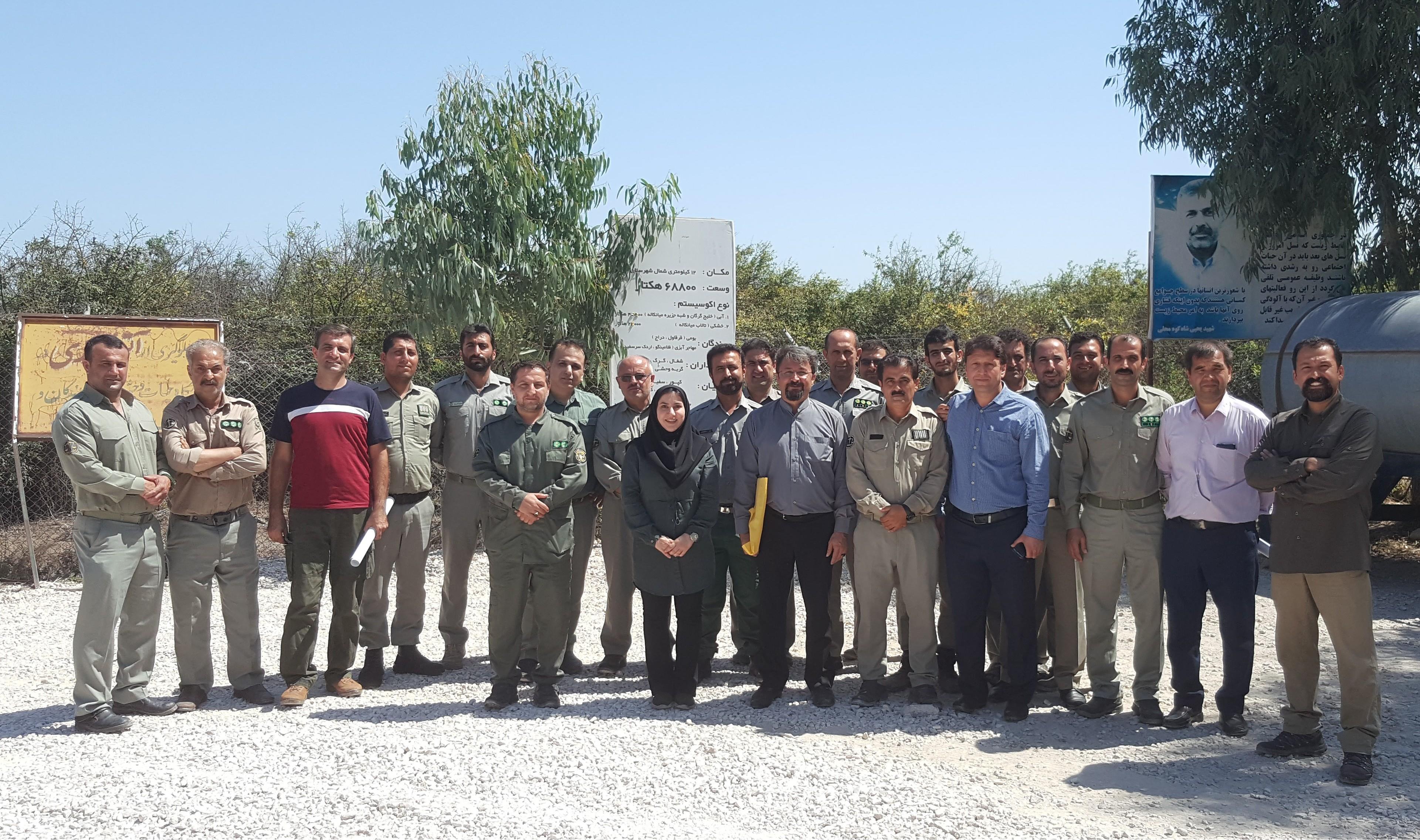 کارگاه آشنایی با خزندگان غیربومی با تاکید بر لاک پشت لاک نرم چینی در پاسگاه میانکاله استان مازندران
