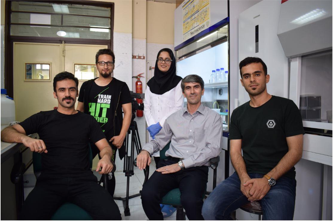 دکتر احمدی و دانشجویان ارشد