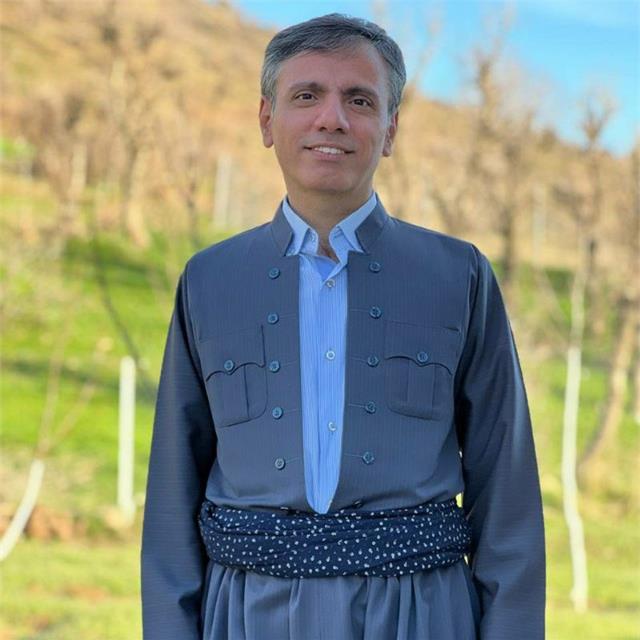 امید قادرزاده